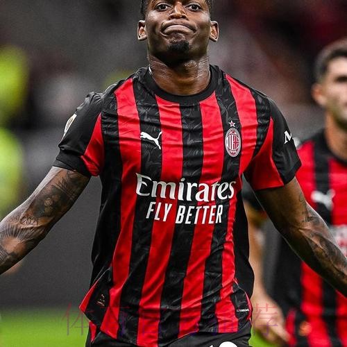 米兰为魔笛提供1年合同&世界杯前踢主力的机会